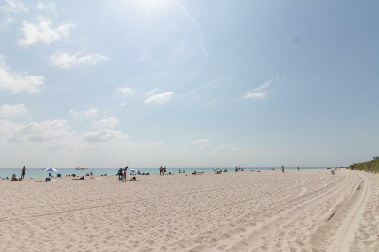 Castle Beach: Coral Condo Маями Бийч Екстериор снимка
